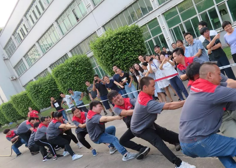 庆国庆 | 记4688美高梅集团显示“党群杯”拔河比赛